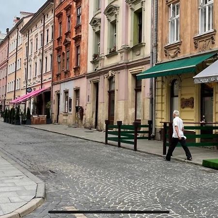 Вірменська 8 Leópolis Exterior foto